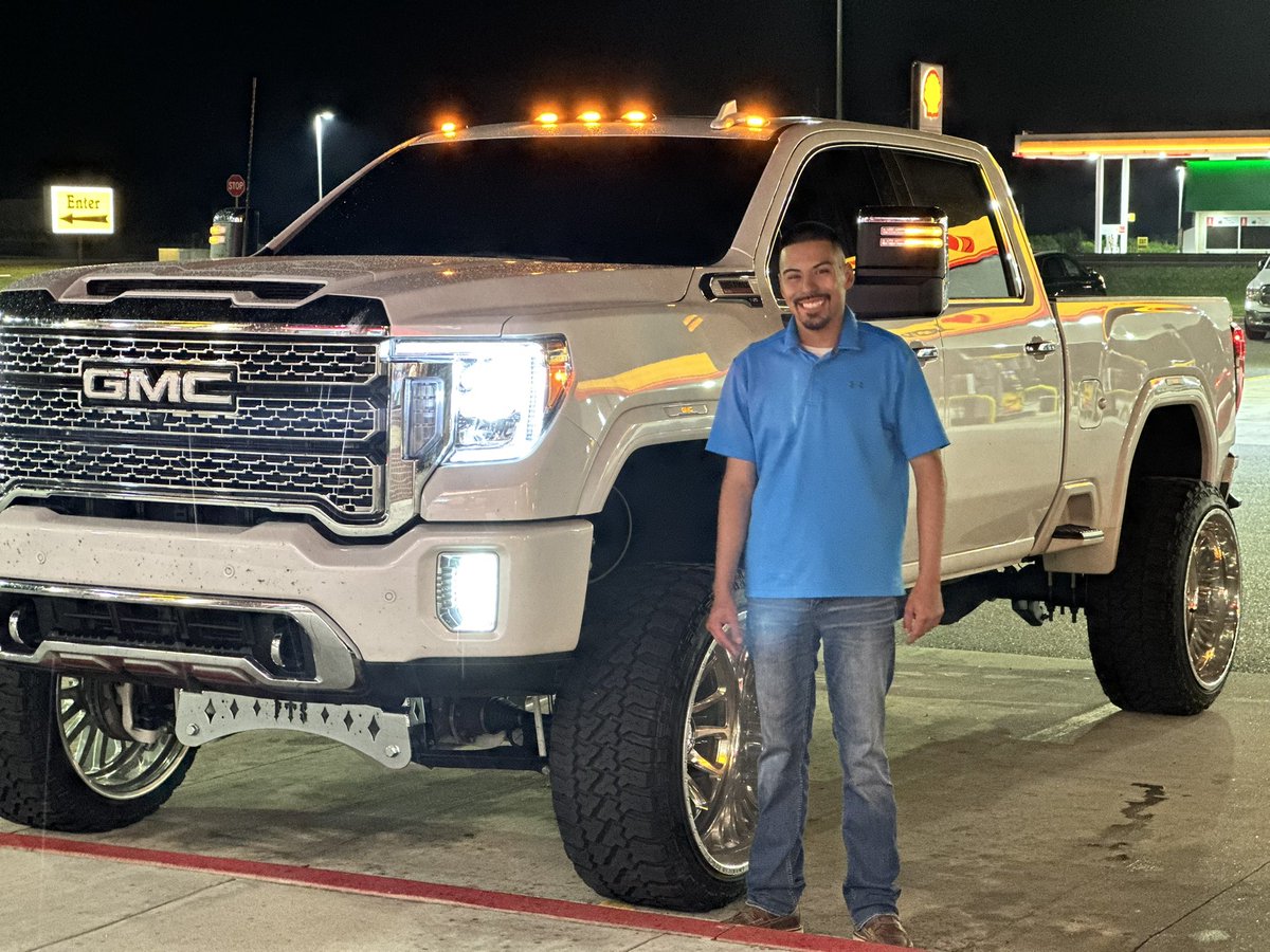 amacias414's tweet photo. New Whip 🔥 https://t.co/eFVChnXWBF