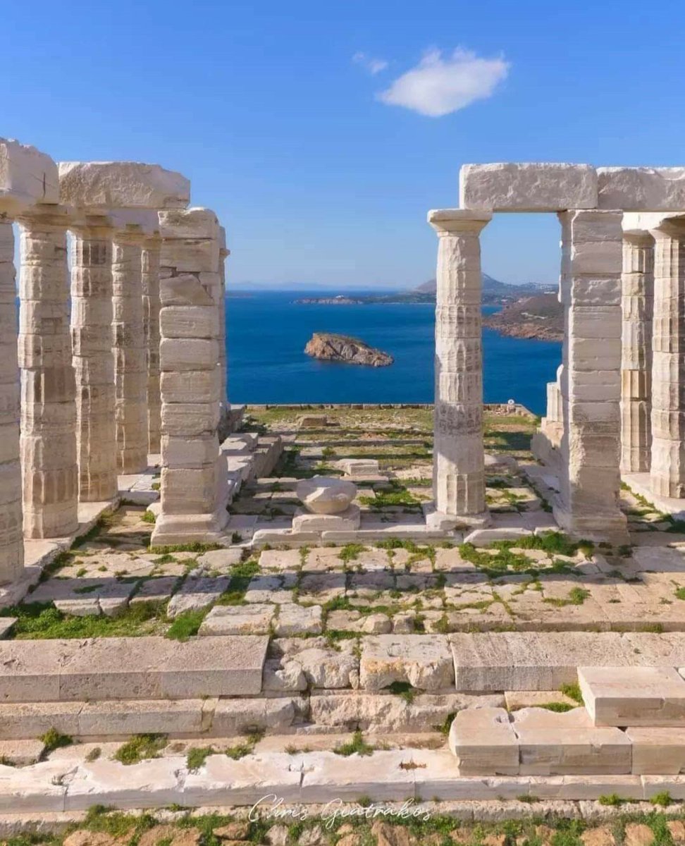 Temple of Poseidon, Attica

#ClassicsTwitter