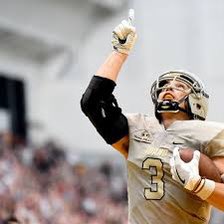 elijah_elliss's tweet photo. After a great camp and talk with @Coach_Eck I’m blessed to receive my first D1 offer to the University of Idaho! I’d like to thank @MattLinehan_10 @RobAurich @bigfam94 for believing in me. https://t.co/wG0Hx363Wg