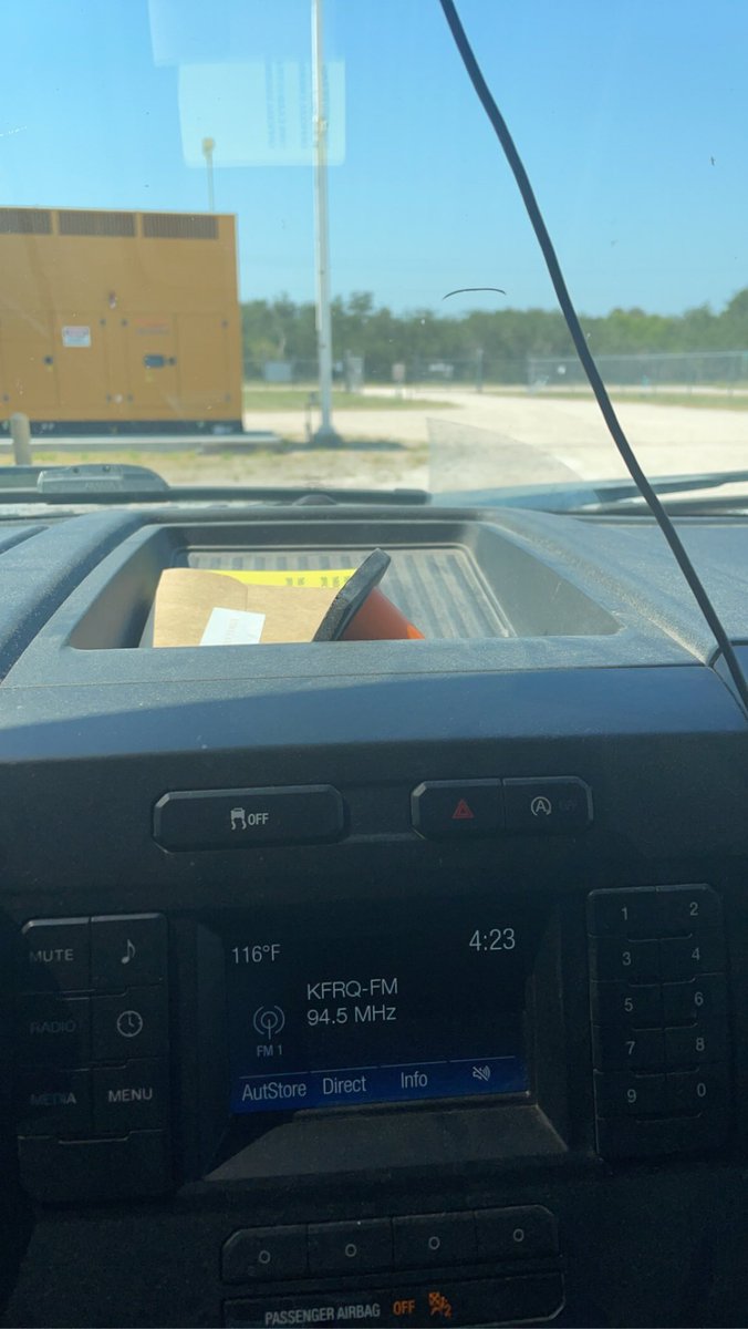 lxaviercabrera's tweet photo. South Texas weather at its finest. https://t.co/sKVeGkilmg