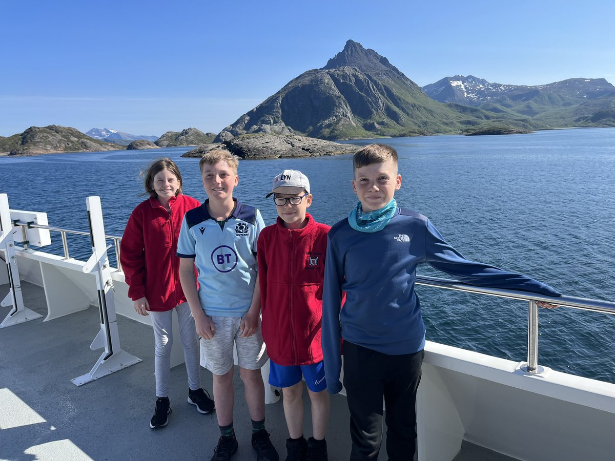 Scone_Steigen's tweet photo. As travel between Scone &amp; Steigen is pretty complicated, we had necessary (and enjoyable) stops in Bodø and overnight in Bergen on the way home from our week-long exchange visit allowing us to get a wider flavour of Norwegian life. #ErasmusPlus #KA229 https://t.co/qwnugqIFRn