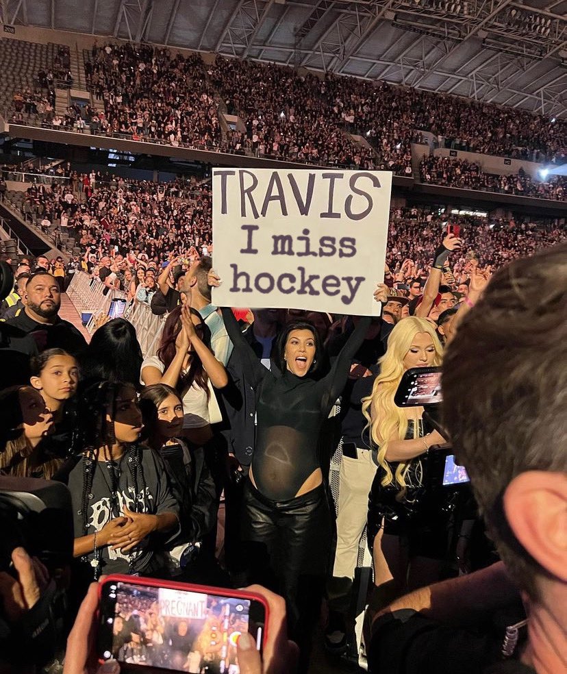 nhlbedard's tweet image. #IsItOctoberYet? 😩💔