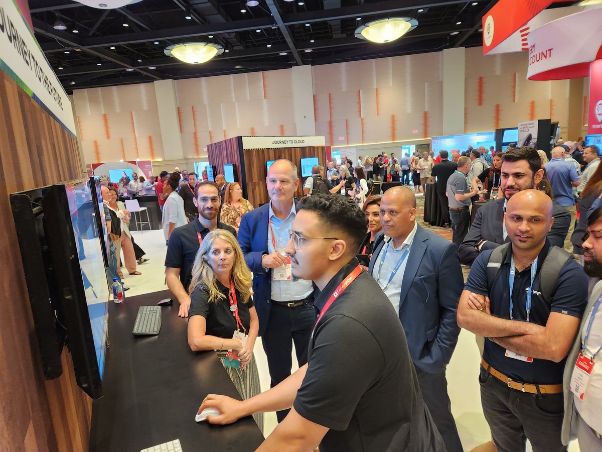 Avaya's tweet image. Scenes from our booth at #AvayaEngage. #CX #AI #Cloud #ExperiencesThatMatter