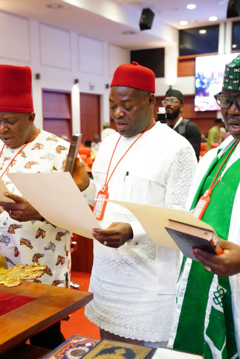 ComrIfeanyi's tweet photo. Induction of Sen Dr. Tony Nwoye and other senators @NGRSenate https://t.co/gadQKPpcwR