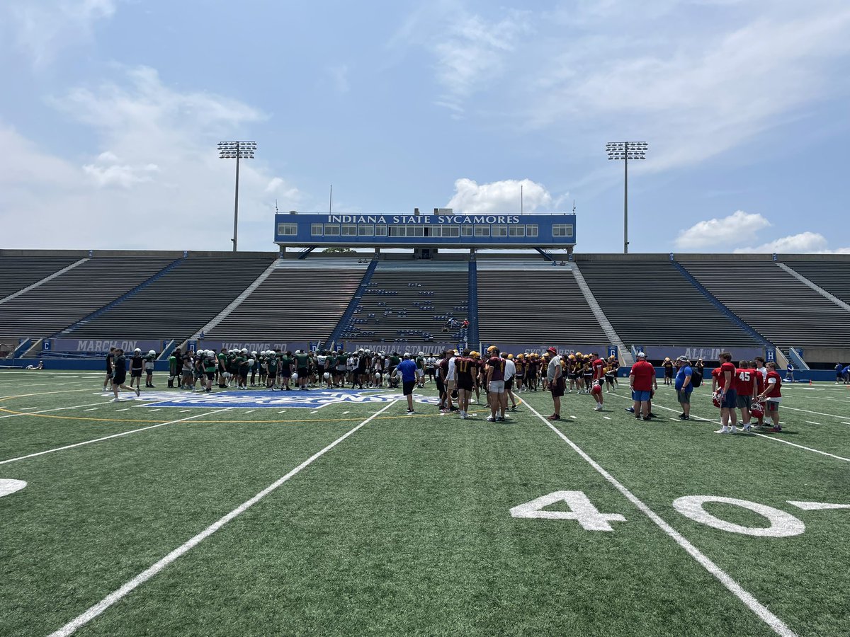 Another great day of competing and getting better!   Thank you @IndStFB for hosting!  #BeELITE