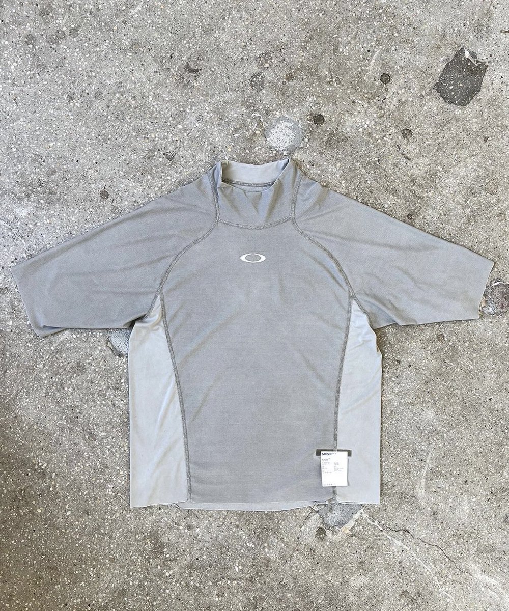 StreetFashion01's tweet photo. Oakley x Satisfy Running (2023) https://t.co/Wv4SXN9q1o