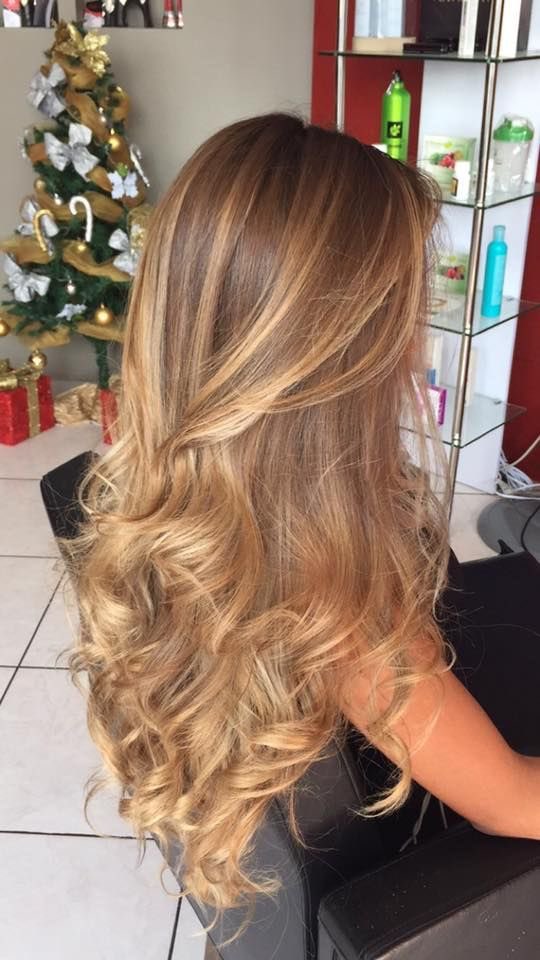 natali3levin's tweet photo. I think I might do this color of dirty blonde 🤔💕 https://t.co/Qm2tfjp8vk