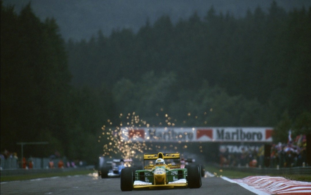 1992 Belgian GP 🏁
Camel Benetton Ford B192 of Martin Brundle 🏴󠁧󠁢󠁥󠁮󠁧󠁿
#classicCars