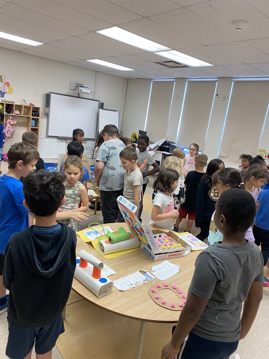 The students had so much fun selling there own creative ideas today! <a href="/stthomasmore19/">St Thomas More DPCDSB</a>