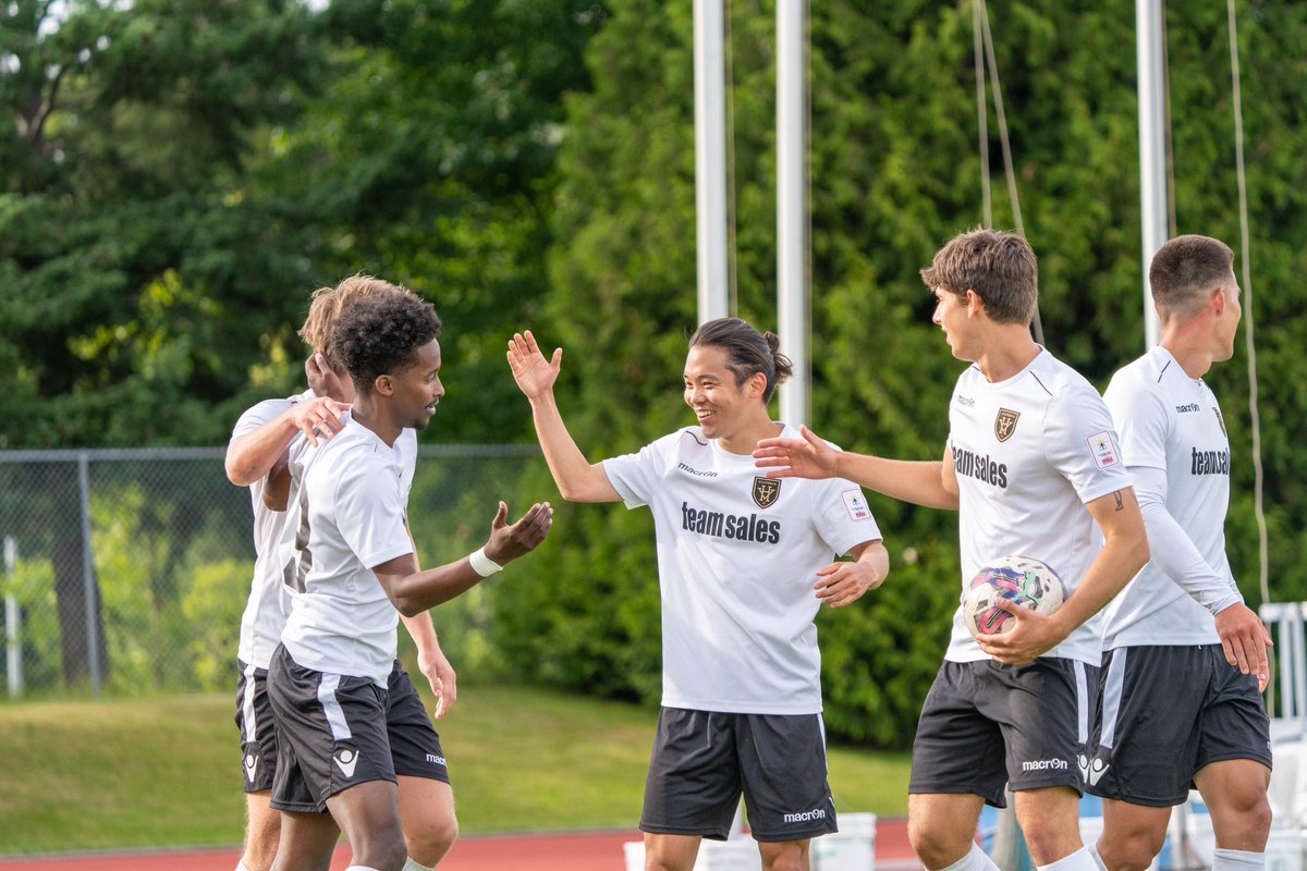 HighlandersFC's tweet photo. The lads stay on top! 

After a huge 3-0 win over Rivers FC this weekend, the Highlanders men stay top of the League 1 BC table! 

⚽️ goals from Javier Sagaste, Michael Henman, and Aziz Yousef https://t.co/VobtRFDhuS