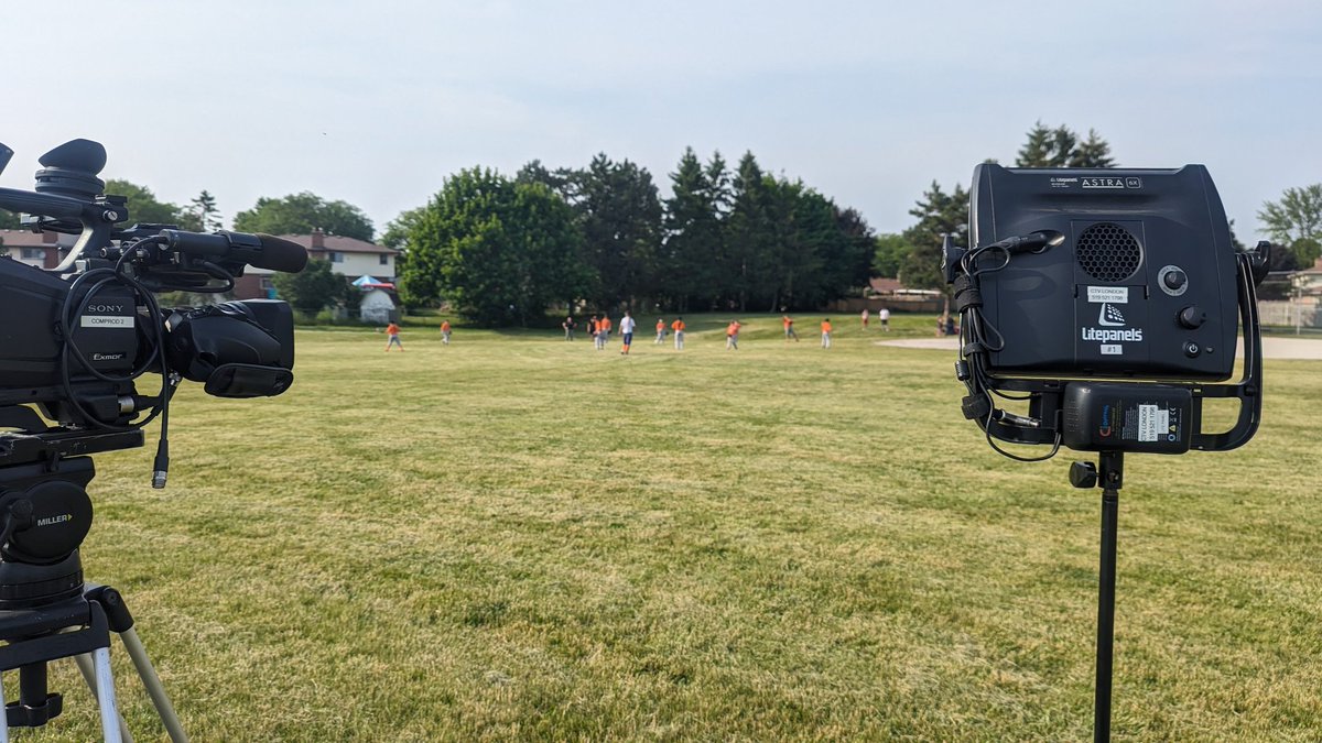 Setting up at Southeast Optimist Park for <a href="/CTVLondon/">CTV London</a> with <a href="/NPaparellaCTV/">Nick Paparella</a> on a beautiful night for baseball.
