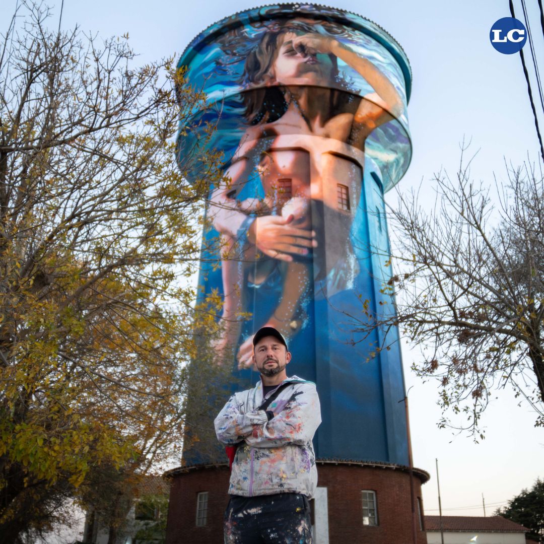 lacapitalmdq's tweet photo. Un mural en Miramar fue elegido “el mejor del mundo”

🇦🇷 La obra que el artista Martín Ron realizó en la Torre de Agua de la ciudad de Miramar, fue elegido como el “Mejor mural del mundo” en el mes de junio por la prestigiosa plataforma Street Art Cities

https://t.co/PNoRvayAtf https://t.co/hO48rlO7kq