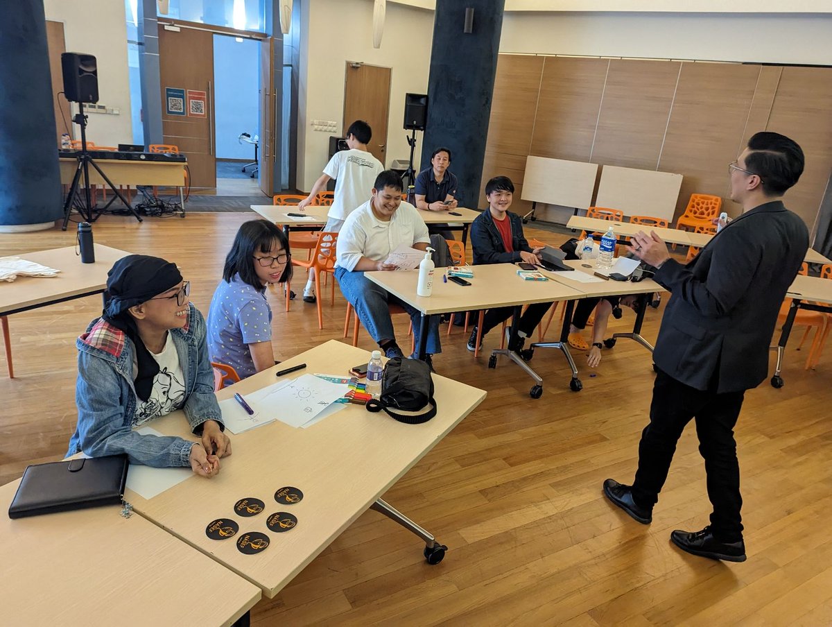 NASEFedu's tweet photo. The RE:PLAY community event at *SCAPE SG was full of workshops, activities, and important conversations about the career possibilities in esports!
Thank you to our many partners for collaborating together for this impactful experience!
#esportsedu #gaming #singapore #scapesg https://t.co/OcQUaJlIl9