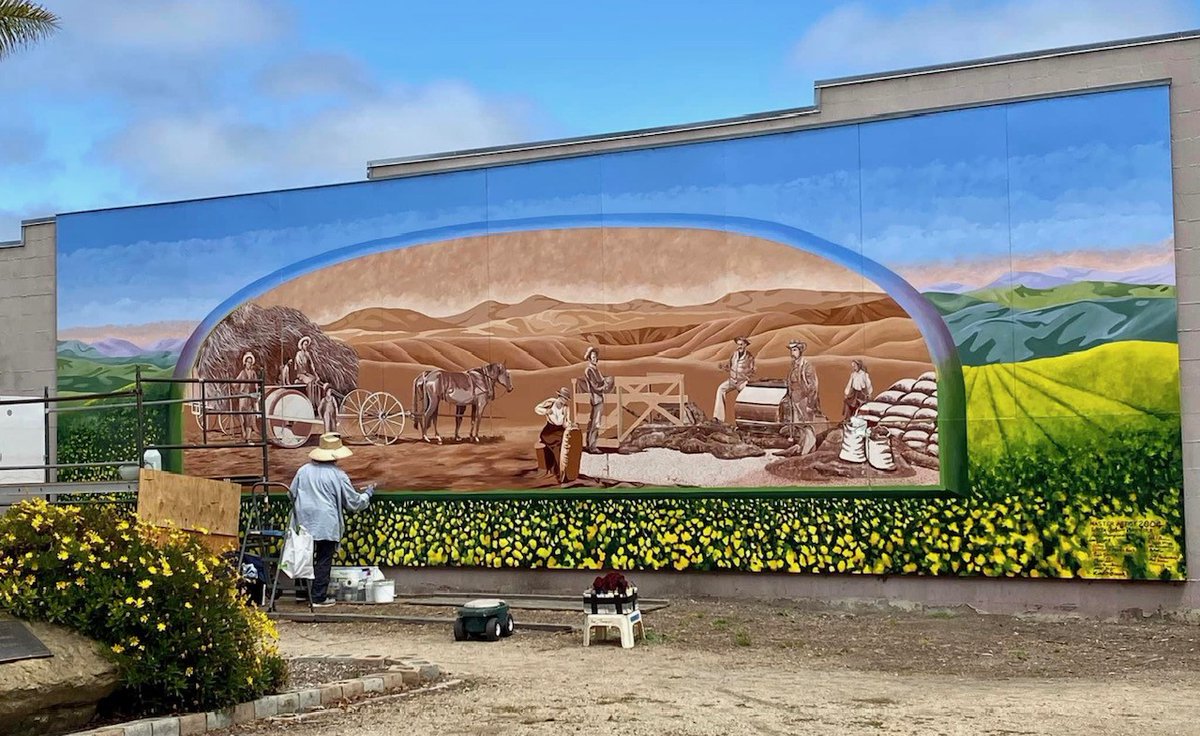 Explore Lompoc tweet media