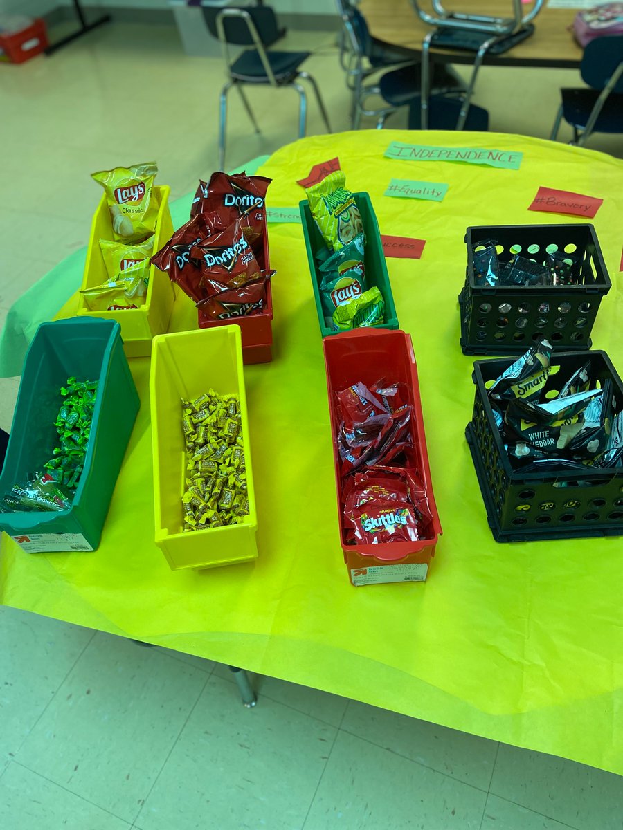 Rachel H. tweet media