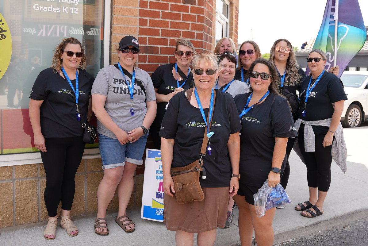 CUPEOntario's tweet photo. It's Developmental Services #DSAppreciationWeek, and to kick it off our members, with @OPSEU, visited Minister @MichaelParsa's office to demand better support and fair wages for these critical workers.
It’s time to stand up for those who uplift others!
#LifeChangingWork #onpoli #onlab