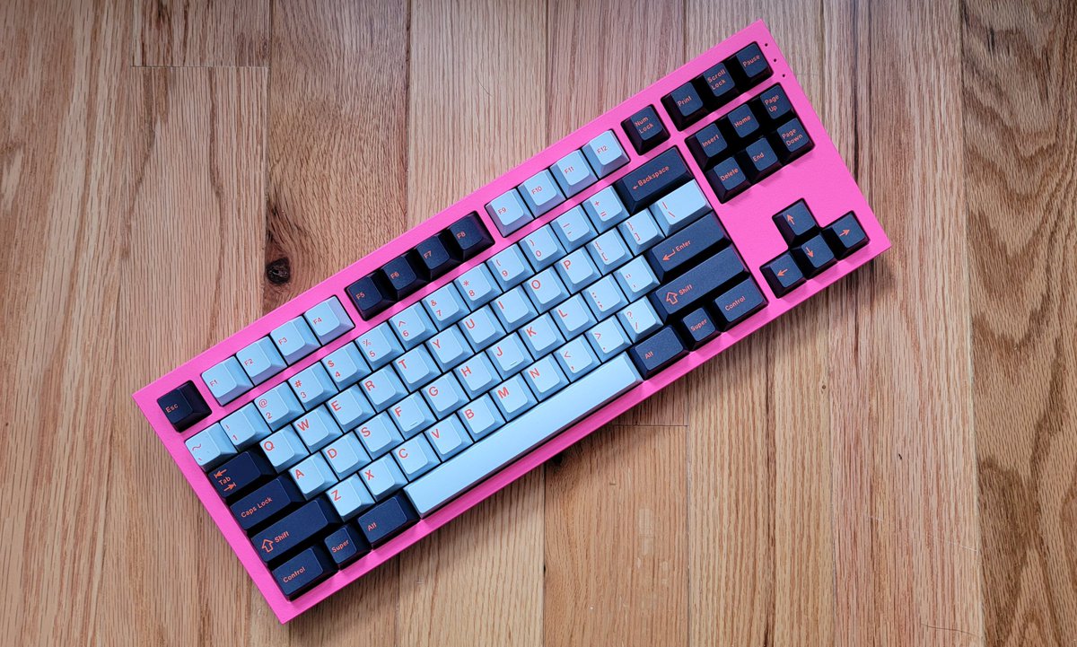 Sad to see it go : ( #novelkeys #Giveaway #customkeyboard