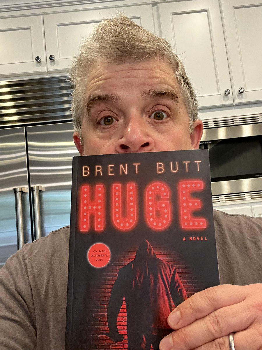 And finally, an early galley of @brentbutt’s upcoming novel HUGE, about stand-up comedy and MURDER!!! I’m a lucky bookworm!
