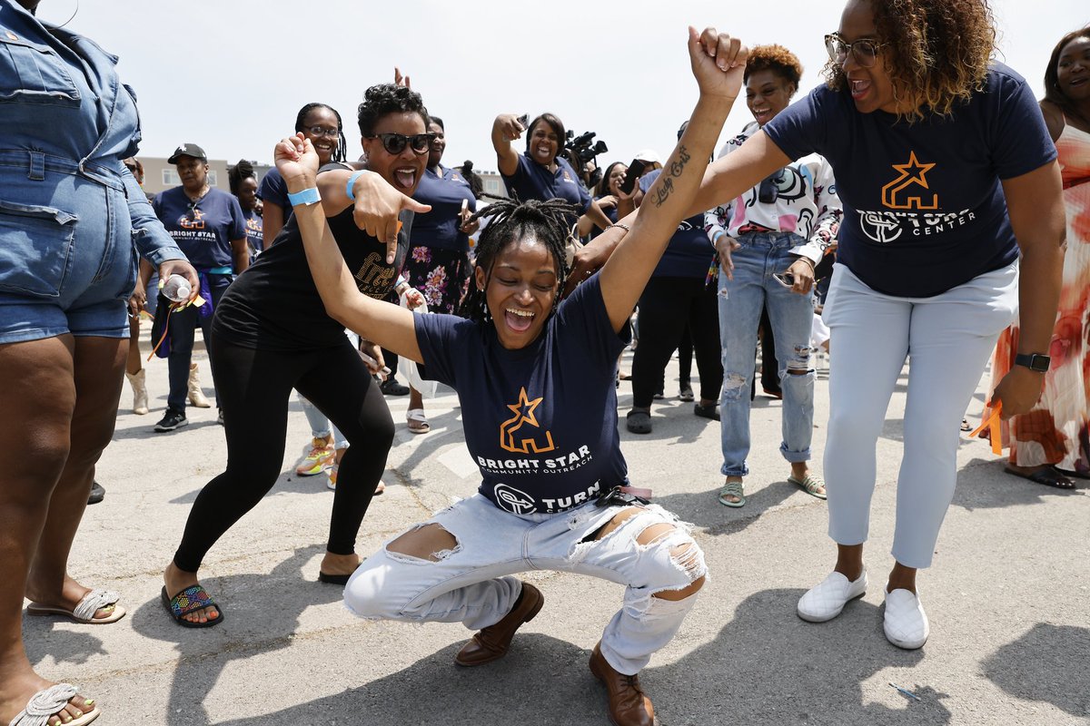 ChicagosMayor's tweet photo. The new TURN Center in the Greater Bronzeville neighborhood will serve as a transformative, community social justice hub, dedicated to empowering residents to create and manifest the change they want to see in their lives, and in our great city. https://t.co/YDmdcujc1n
