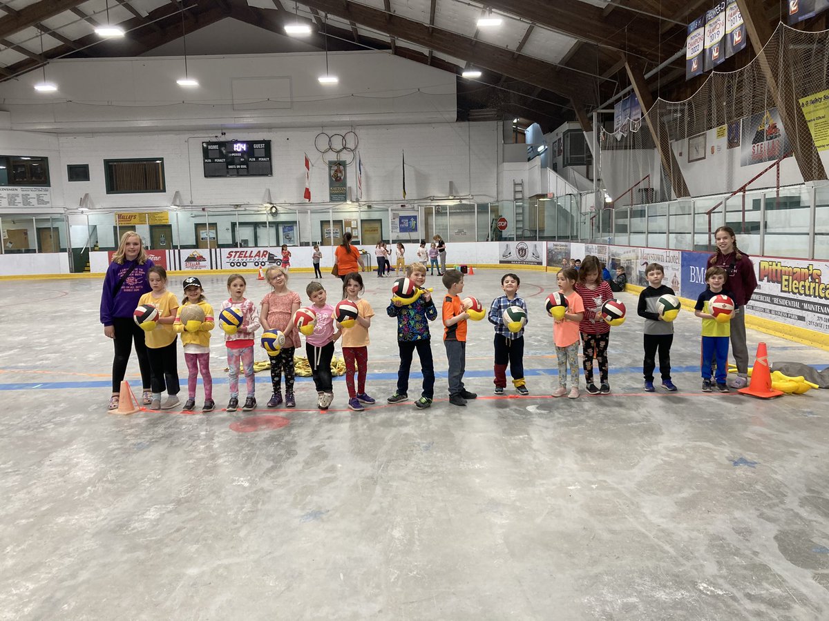 MsYoungSHA's tweet image. The rainy weather didn’t stop us from having fun at Sports Day! @SHA_NL