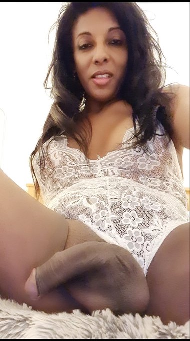 🇬🇧🍆🇧🇷😍🥰😘 Sleeping BBC, there is someone to come over to wake up it 😘🥰😍🇧🇷🍆🇬🇧 https://t.co/ZMACq8EUSL<a href="/tag/shemalegetbareback"class="tags"><span>#shemalegetbareback</span></a>