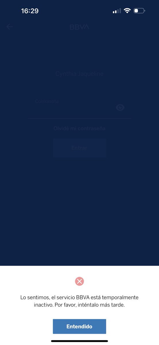Hasta la madre de la app de Bancomer. 
Cuando quieres hacer un movimiento nunca se puede 😠