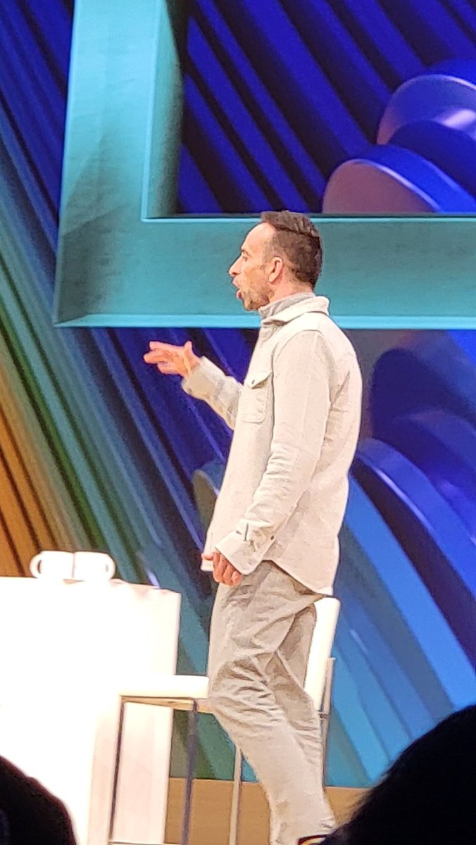 HPECAspire's tweet photo. Aspire is off to a strong start right NOW with our Keynote to kick it all off!! Join us at the hall at the other end of the showcase floor 🎉 https://t.co/H7FFZqs8SS