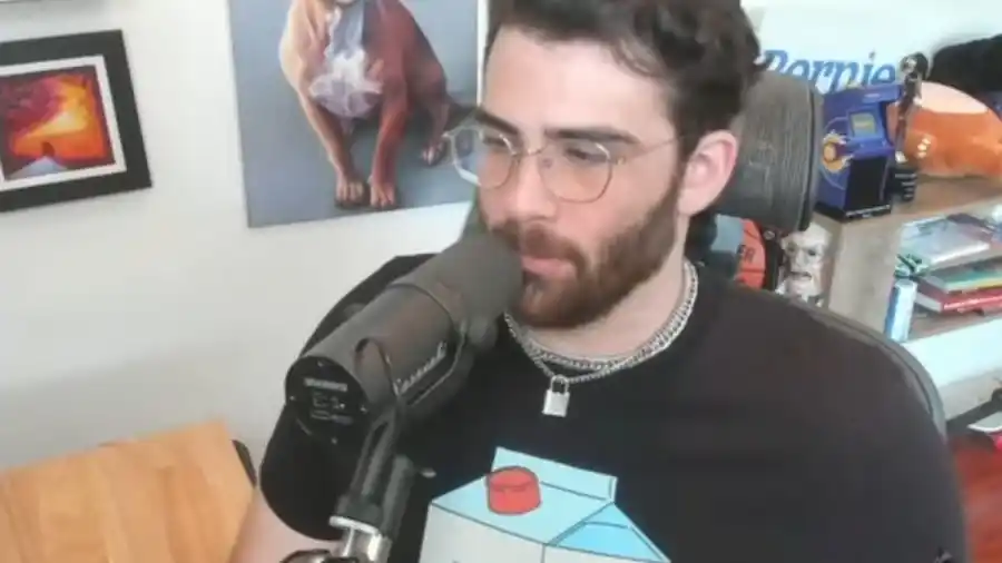 IF LOOKS COULD KILL on Twitter "RT yoxics Name a Twitch Streamer