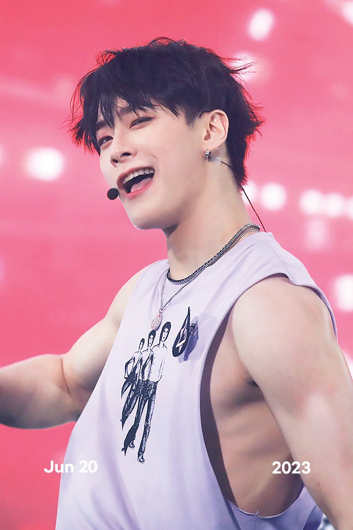 crush_moon_0126's tweet photo. Jun 20, 2023
ㅂㄱㅅㅇ https://t.co/4ksUakMeTI
