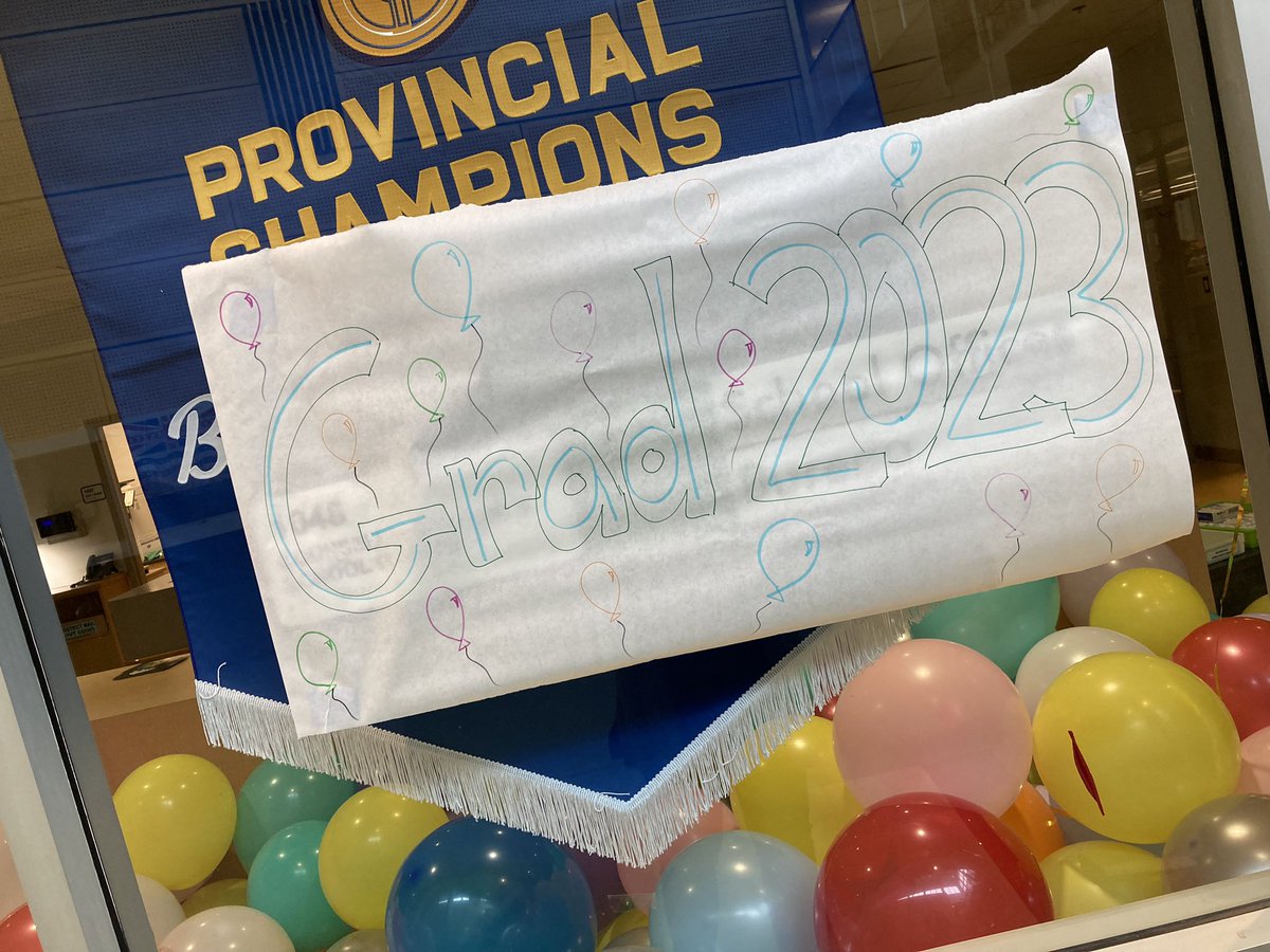 Good fun this morning at <a href="/OBpulse/">OB News Hub</a>! Thanks to the grads of 2023!