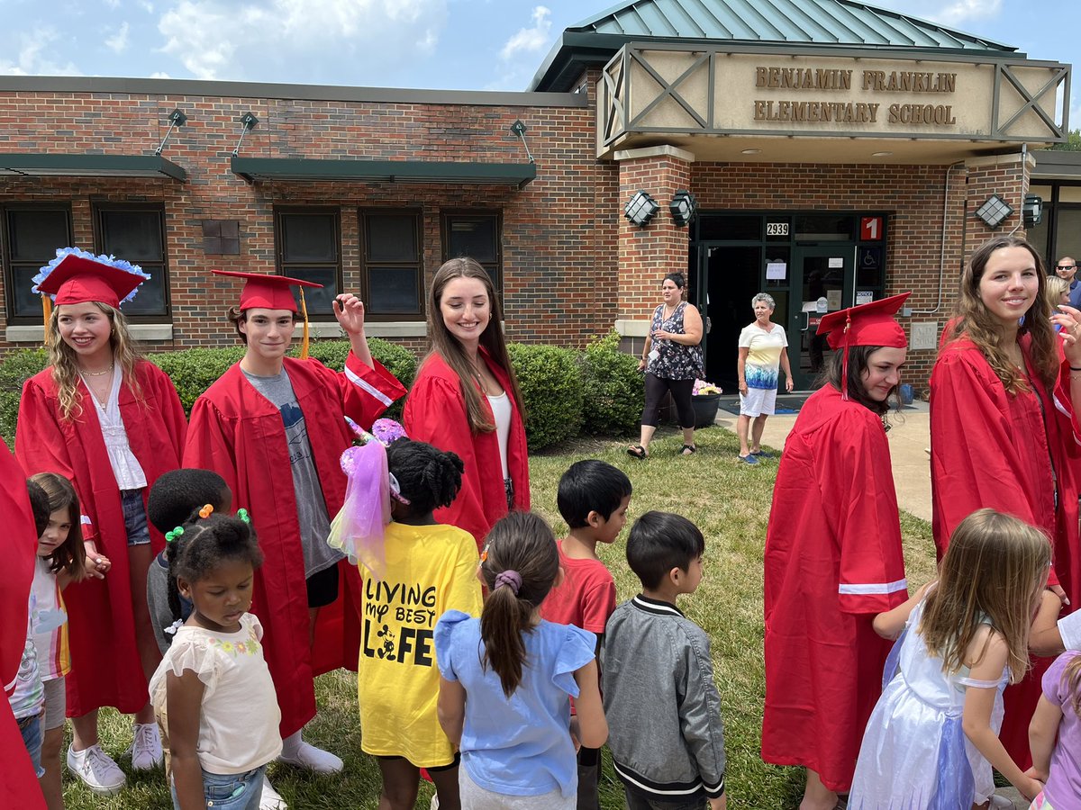 What a special day at @bfes_ltps! We got to see our beloved Miss Ava in her cap and gown and cheer her on during the senior clap out. We also had the honor of escorting all of the graduates back into Ben Franklin! @JayBilly2