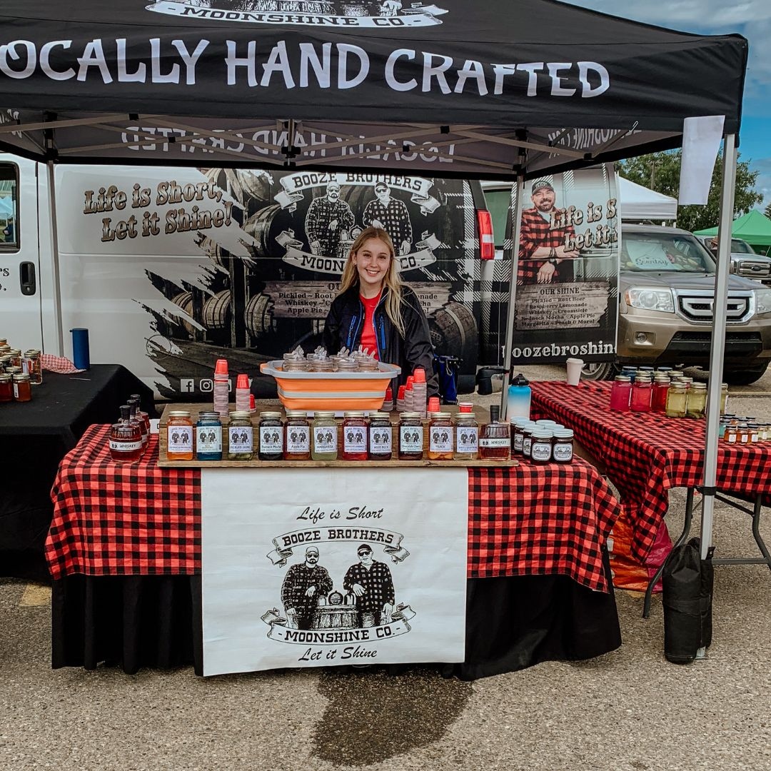 Meet Megan!

As summer get's busy, we can only be at so many places at once - and that's why we got an extra pair of hands to to serve up samples! 

If you see Megan around, make sure to say hi, and have her pour you some shine! 

#reddeermarket #meettheteam #yqf #distillerylife