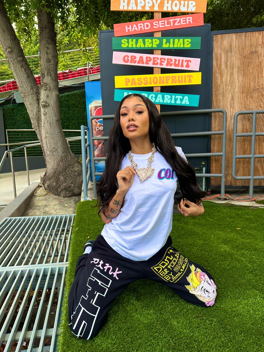 Coi on Twitter "Buy my Merch dropping this Friday 😍😍 (lol my wedgy is