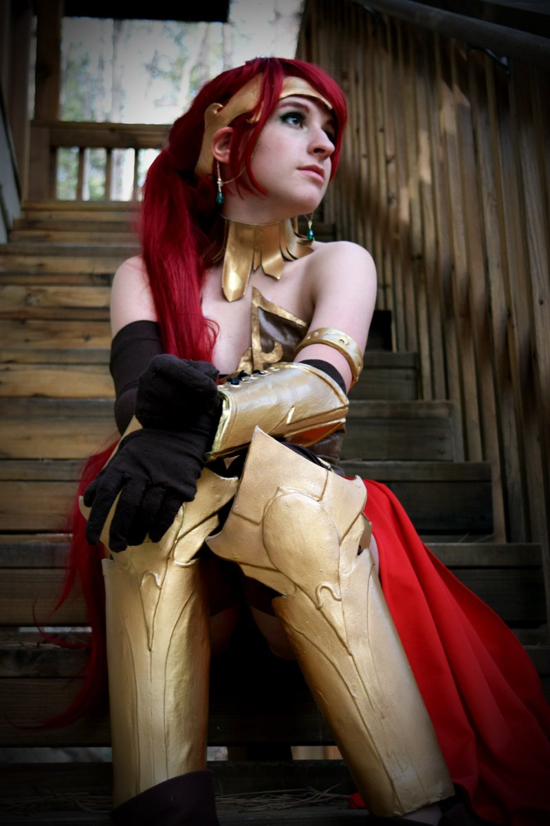 dontyoudarryn's tweet photo. Tbh I think I peaked with my Pyrrha cosplay lmAO https://t.co/OBM7uGDlUi
