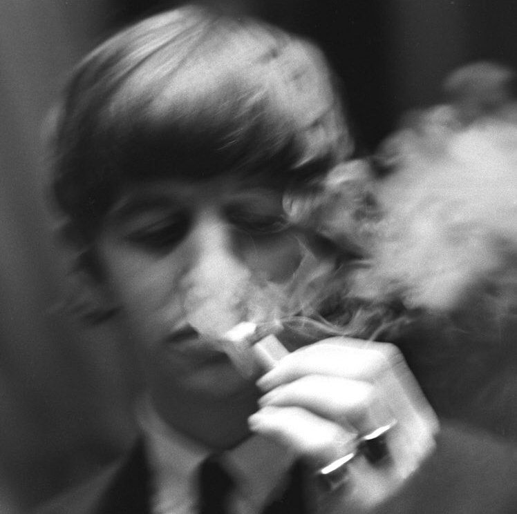 Paul McCartney and Ringo Starr in New York, 1964

📸 Harry Benson