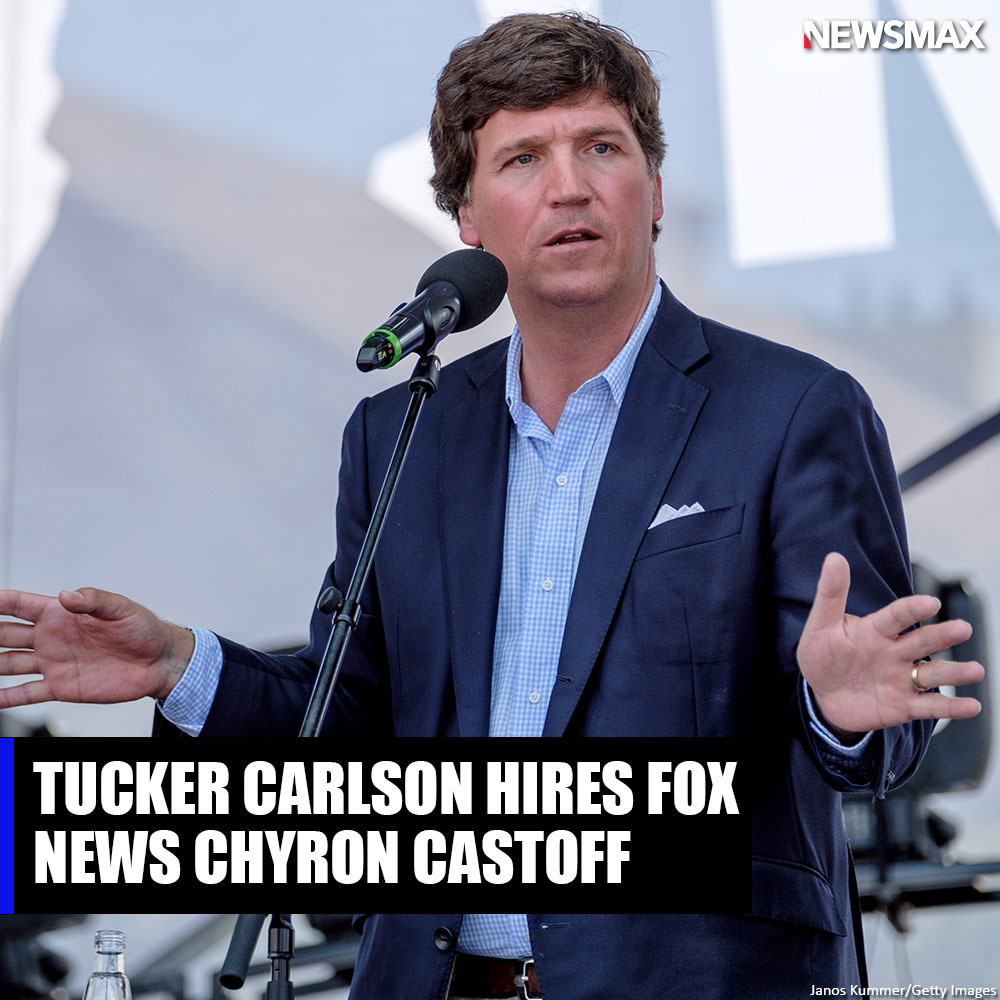 Tucker Carlson's 'Tucker on Twitter' staff is expanding, according to 'Tucker' biography author Chadwick Moore who says nine former 'Tucker Carlson Tonight' staffers have left Fox News. Read more: bit.ly/3CDDmpQ