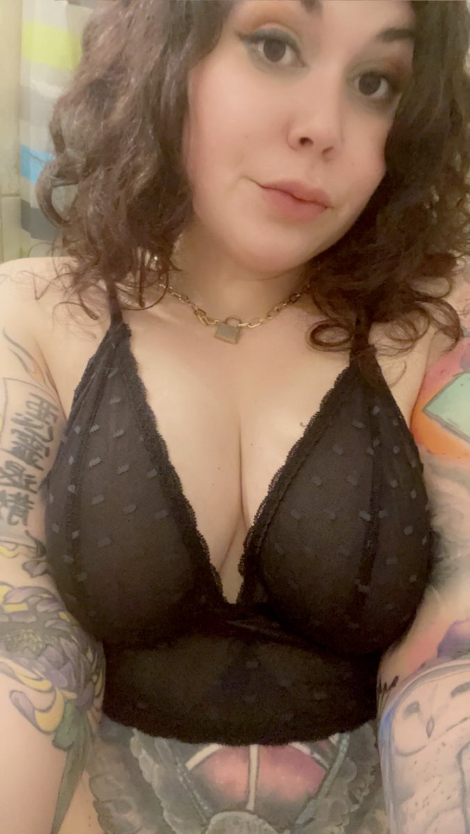 Madi Moon tweet media