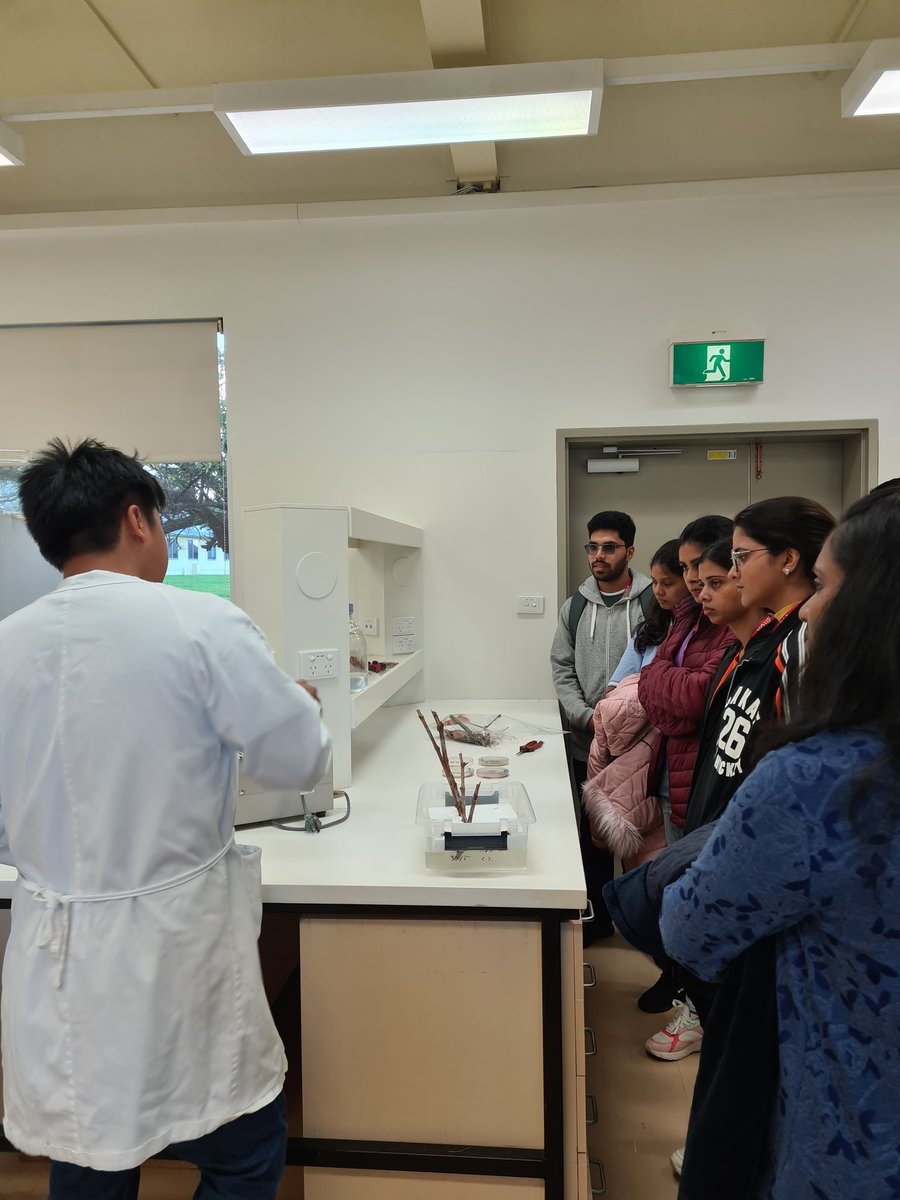 Lovely afternoon sharing our <a href="/Gulbali_Inst/">Gulbali Institute</a> grapevine pathology and molecular research with veterinary students from India. Our beautiful <a href="/CSUWinery/">CSU Boutique Winery</a> as a backdrop. Welcome back any time! <a href="/CharlesSturtUni/">Charles Sturt University</a>