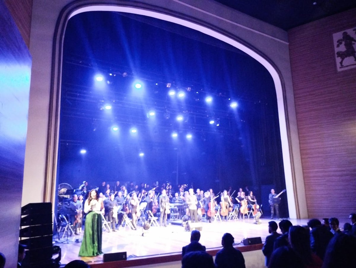 GuamanAbi's tweet photo. Se termina la celebración de los 86 años del Teatro Capitol Felicitaciones por un año más #86delcapitol @culturaquito https://t.co/HdHT7sObyQ