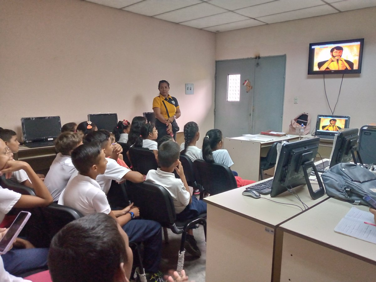 brisas_este's tweet photo. Actividades pedagógicas realizadas por docente CRA con los estudiantes de la E.B.Brisas del este por Efemérides del mes.
VISUALIZACIÓN DE Videos y actividades en JCLIC.
@Fundabit_ 
@fundabitpor https://t.co/aT8jxQoBU2