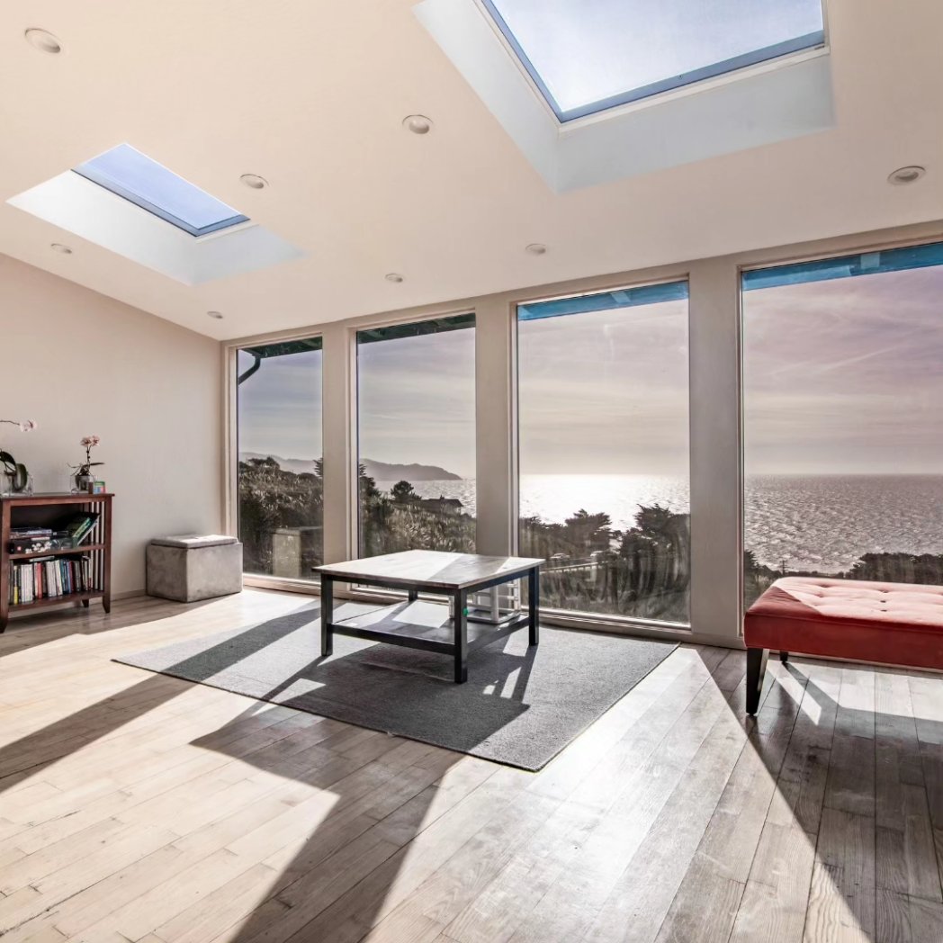 edrdesignbuild's tweet image. 🏠💡Tip of the Day:
Choose robust floors like hardwood, tile, or top-notch laminate for heavy foot traffic. 🏃‍♂️👣💪
#homeaddition #roomaddition #newhome #newconstruction #homeremodel #homeremodeling #homerenovation #remodel #remodeling #renovation #kitchen #bathroom