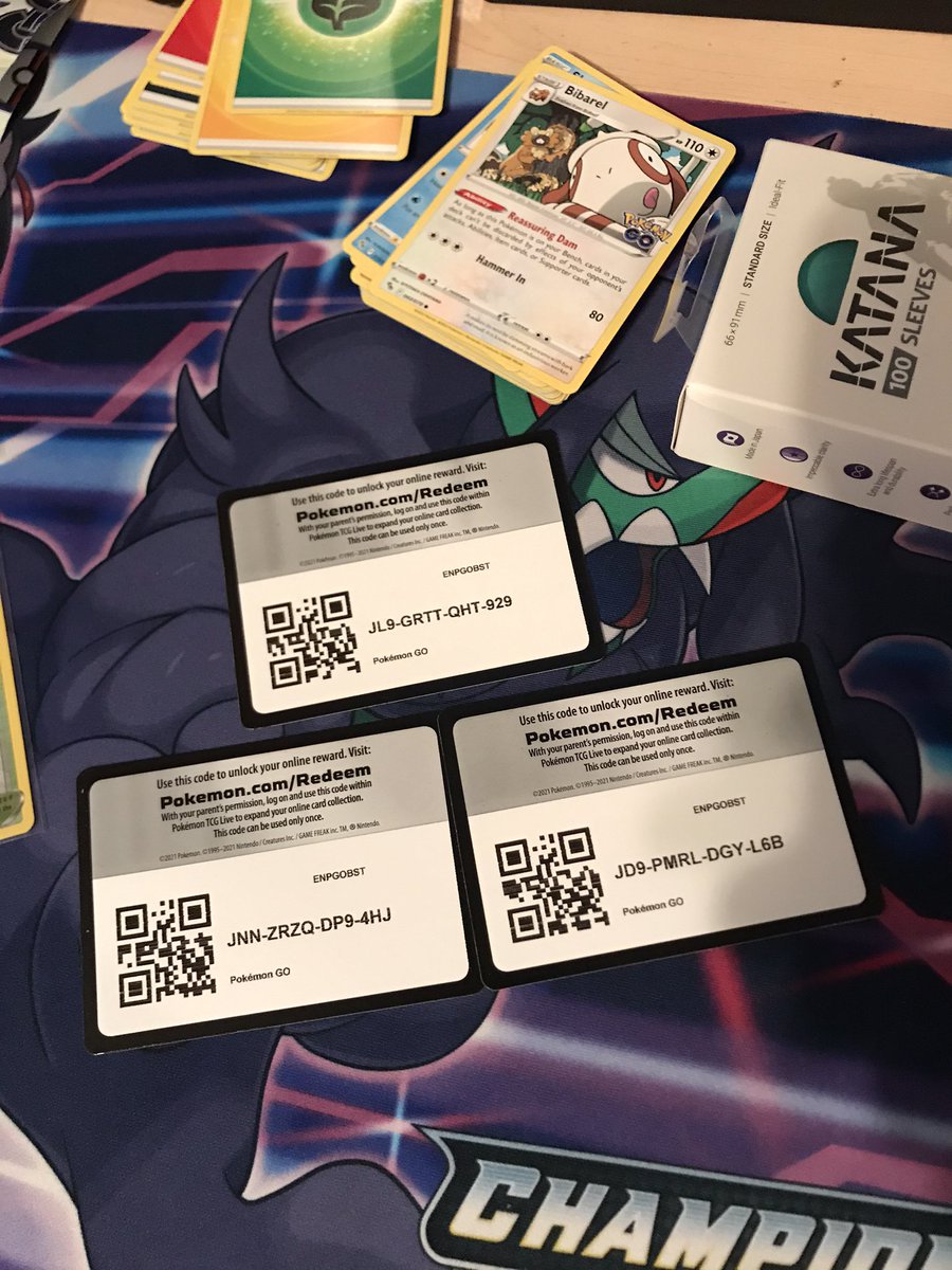 rachpdxpogo's tweet photo. Have you completed your @PokemonGoApp TCG set? Cus I haven’t 😭 got some pulls I needed tho along with some code cards! #Pokemon #PokemonTCG #Codecards #Codecard #Pokemongo https://t.co/a8ip6LAQZ1