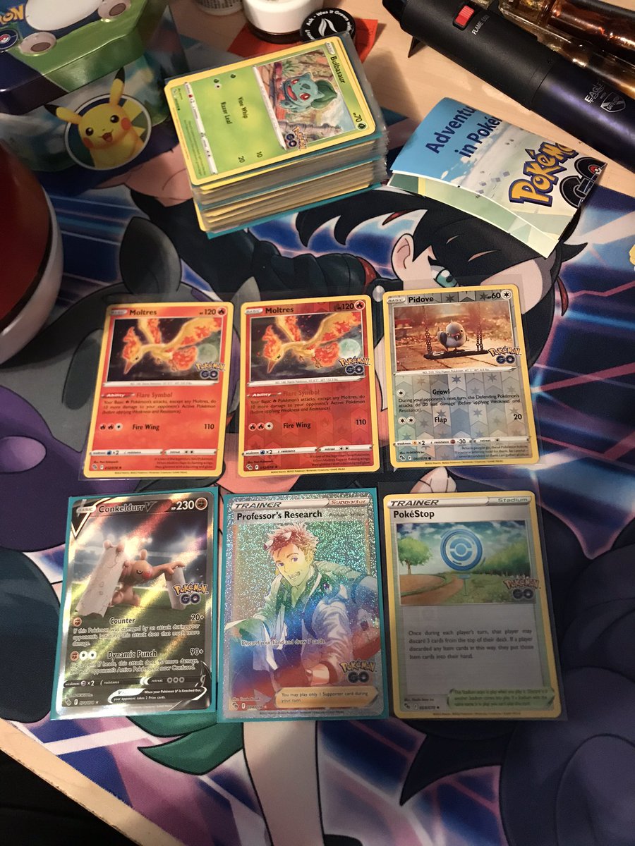 rachpdxpogo's tweet photo. Have you completed your @PokemonGoApp TCG set? Cus I haven’t 😭 got some pulls I needed tho along with some code cards! #Pokemon #PokemonTCG #Codecards #Codecard #Pokemongo https://t.co/a8ip6LAQZ1