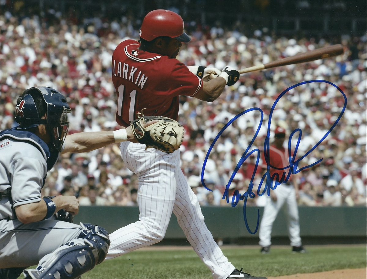 MailOrderMike's tweet photo. Signing with Hall of Fame Cincinnati Red, Barry Larkin!

Signing Date: 7/21/23
Send In Deadline: 7/15/23

Cards: $80
Flats to 16x20 &amp; Balls: $100
All Other Items: $130
Inscription (up to 3 words): $30
Beckett: $10

MailOrderMike@gmail.com https://t.co/kL2z9CvGXn