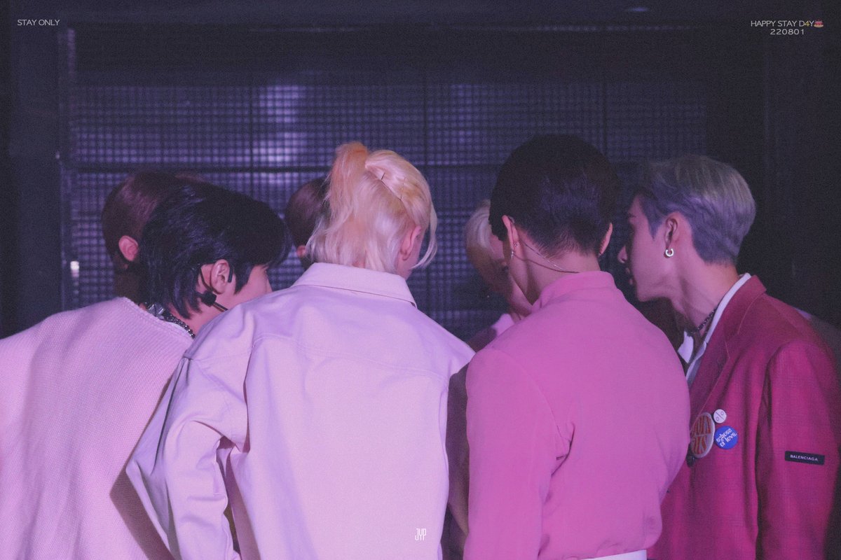 SKZ_Archives's tweet photo. FM https://t.co/w1k21OXdTA