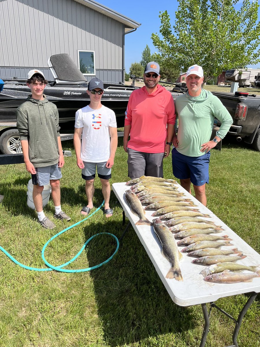 All the cool kids go to Van Hook…they like to say…

Well we like to dare to be different!  Fun day on the mid-section of the big lake!  Only had to swim twice!  #BeNDlegendary #LimitsOnly #FiddleDickin