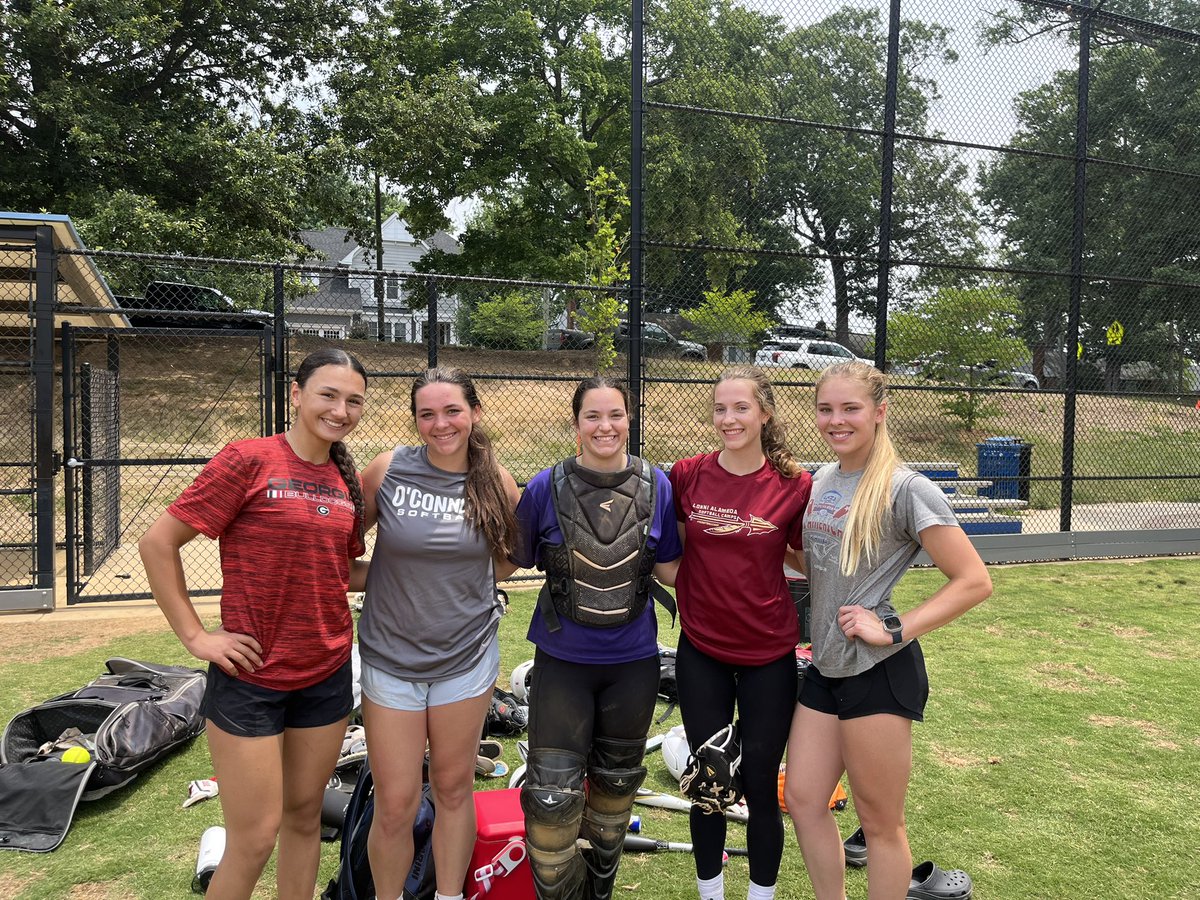 Ella Dawson 2024 (@elladawson2024) on Twitter photo I had such a fun time this morning pitching and hitting live with <a href="/KutzKatie/">Katie Kutz✝️</a> <a href="/AriClark2025/">Ari Clark</a> <a href="/EllaFletch2026/">Ella Fletcher 2026</a> and <a href="/STaliaferro17/">Sophia.Taliaferro17</a> ! Thank you girls for helping me prep for Colorado! <a href="/CoachDickson/">Nicole Dickson</a> <a href="/Coach_Spearman/">Morgan Spearman</a> <a href="/UNMLoboSB/">UNM Softball</a> <a href="/AnnieGunshow/">AnnieGunshow</a> @Los_Stuff I had such a fun time this morning pitching and hitting live with <a href="/KutzKatie/">Katie Kutz✝️</a> <a href="/AriClark2025/">Ari Clark</a> <a href="/EllaFletch2026/">Ella Fletcher 2026</a> and <a href="/STaliaferro17/">Sophia.Taliaferro17</a> ! Thank you girls for helping me prep for Colorado! <a href="/CoachDickson/">Nicole Dickson</a> <a href="/Coach_Spearman/">Morgan Spearman</a> <a href="/UNMLoboSB/">UNM Softball</a> <a href="/AnnieGunshow/">AnnieGunshow</a> @Los_Stuff