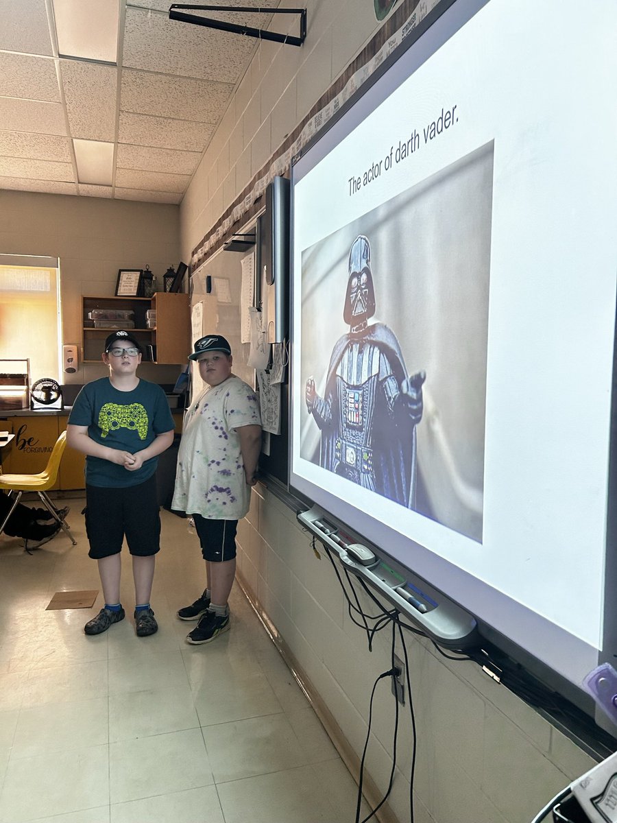 We’ve been busy learning how to build #googleslides presentations and demonstrating reading comprehension using our #actionmagazines from <a href="/Scholastic/">Scholastic</a>! #literacy #digitalliteracy <a href="/Albert_School/">Albert School</a> <a href="/RegPublicSchool/">Regina Public Schools</a>