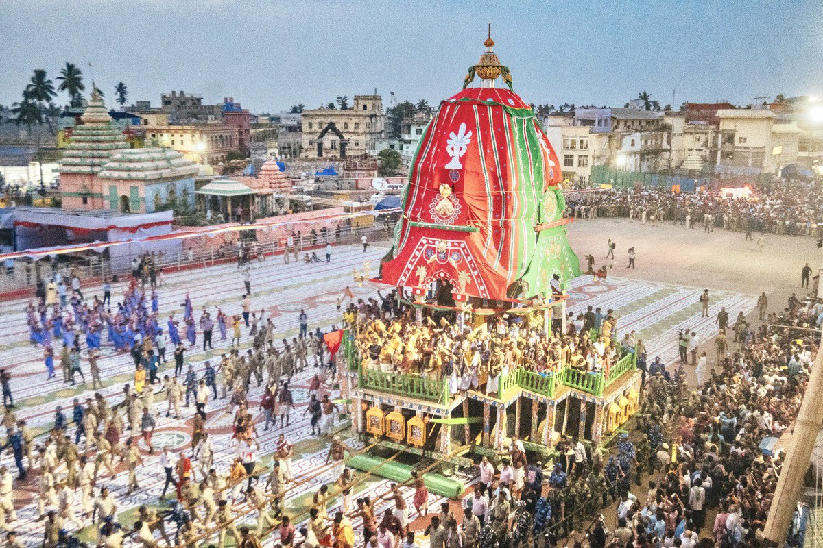 riteshs11052198's tweet photo. भगवान जगन्नाथ स्वामी जी के रथ यात्रा पर आप सभी को बहुत बहुत बधाई एवम हार्दिक शुभकामनाएं
प्रभु श्री जगन्नाथ जी की कृपा आप पर सदैव बनी रहे https://t.co/eKyhIpV6EA