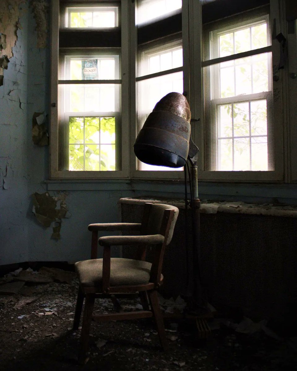 NLDPhotographyy's tweet photo. Just some images from Cresson Sanatorium and Prison more to come 🤘

#abanonded #sanatorium #prison #ExploreMore #AdventureAwaits #adventures #abandonedplaces #photography #PHOTOS https://t.co/Ol9OVUMC8x
